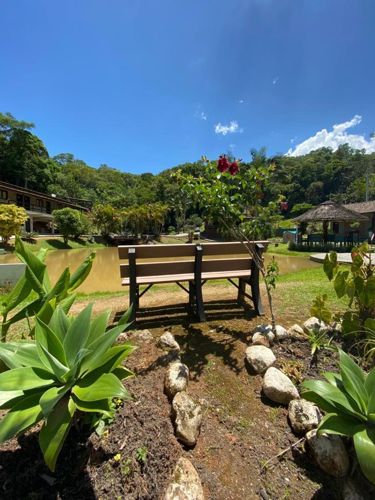 Sitio Quatro Estacoes Exclusividade